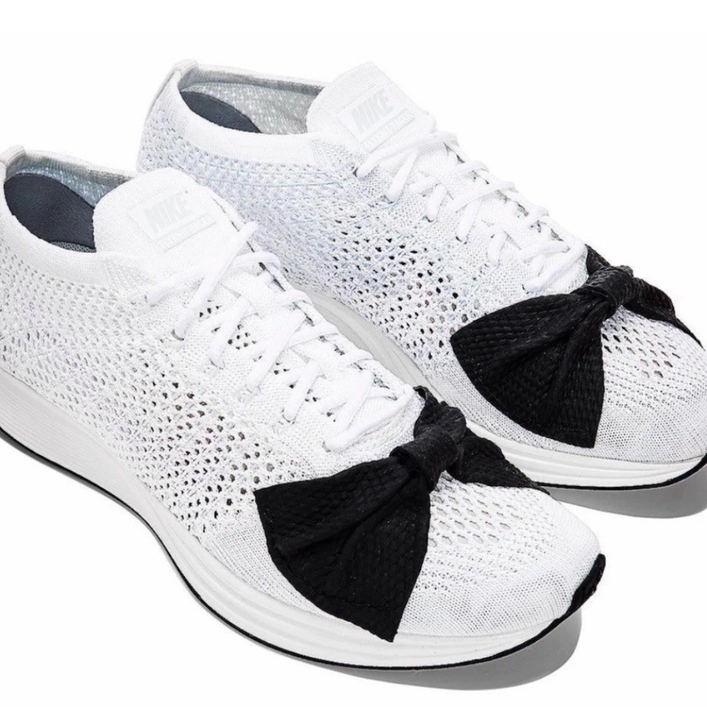 NIKE x COMME DES GARCONS Flyknit White Racer 2017 Black Bow